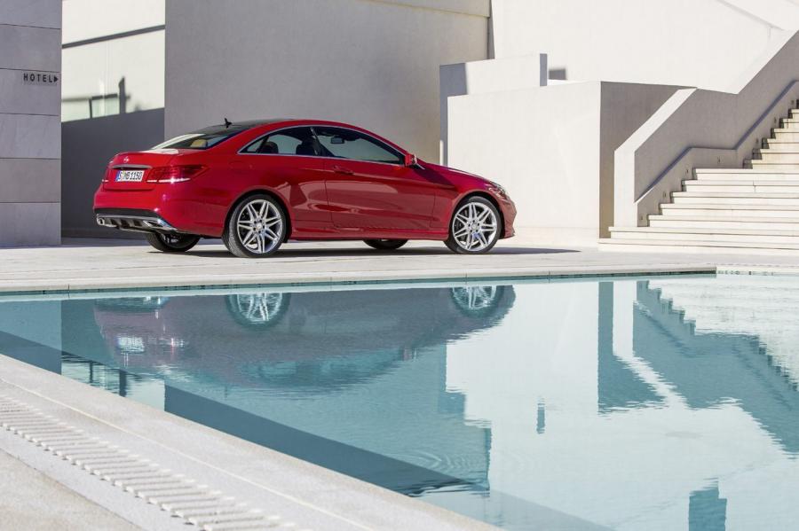  Mercedes-Benz E-Class Coupe 2014 года  (фото 3 из 55)